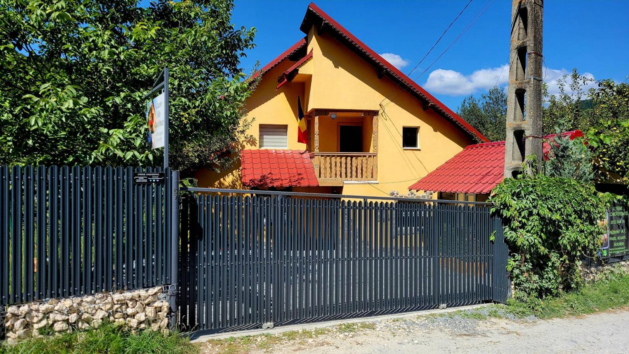 Casablanca Villa Podu Dimbovitei Екстериор снимка